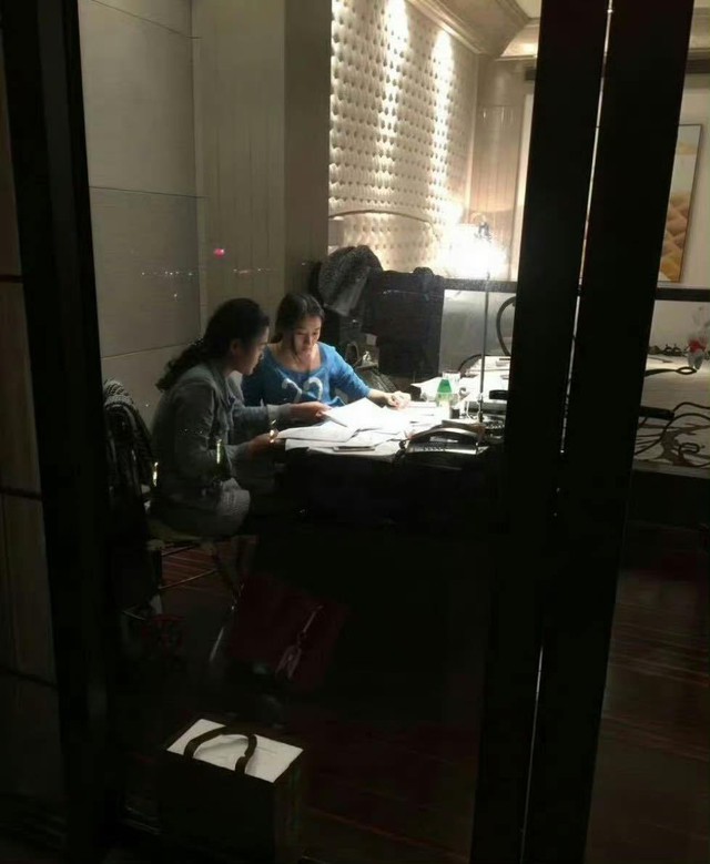 Nữ diễn viên nổi tiếng chỉ ôn 3 tháng vẫn thi đại học đạt điểm cao chót vót, hội phụ huynh lập tức "xin vía"- Ảnh 3. Nữ diễn viên nổi tiếng chỉ ôn 3 tháng vẫn thi đại học đạt điểm cao chót vót, hội phụ huynh lập tức "xin vía"- Ảnh 3.