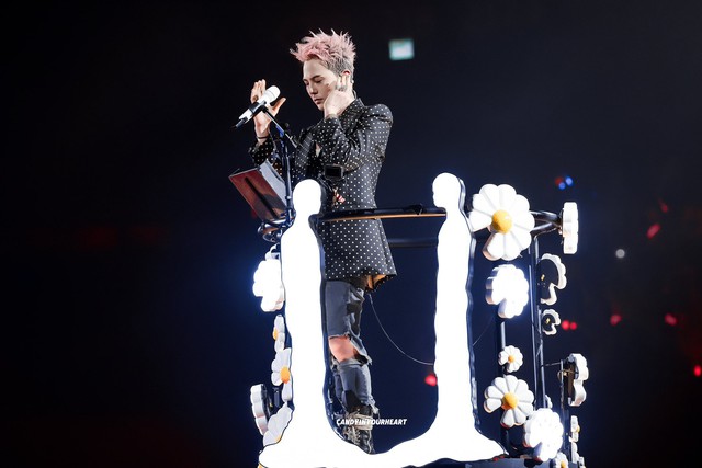 G-Dragon gặp “biến” khi làm concert tại Trung Quốc, liên tục cúi đầu xin lỗi- Ảnh 5.