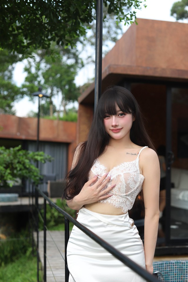 Mải mê kéo chuột không biết chán với "profile" siêu xịn mịn của nữ cosplayer xinh đẹp- Ảnh 12. Mải mê kéo chuột không biết chán với "profile" siêu xịn mịn của nữ cosplayer xinh đẹp- Ảnh 12.
