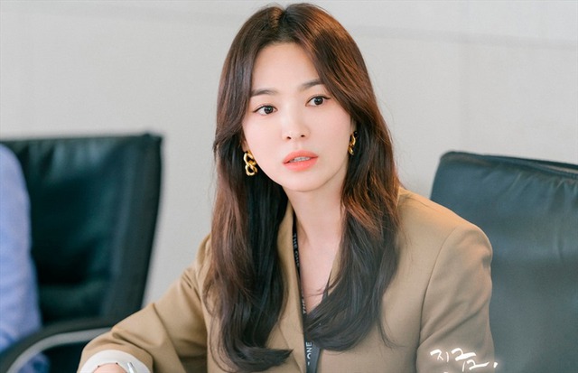 Song Hye Kyo từng nhận 3,6 tỷ đồng/tập phim, nay bị "vượt mặt": Cát-xê sao Hàn vọt lên 18 tỷ, netizen phẫn nộ- Ảnh 1.