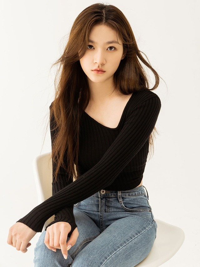 Báo Hàn vào cuộc: Kim Sae Ron nợ 23 tỷ đồng trước khi mất do bị gia đình "hút máu"?- Ảnh 1.