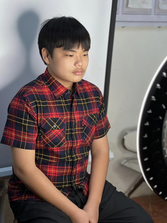 “Cây hài nhí” quốc dân Bi Béo cao lớn bất ngờ sau 10 năm, ca hát đóng kịch vẫn không hot bằng meme khai giảng!- Ảnh 13.