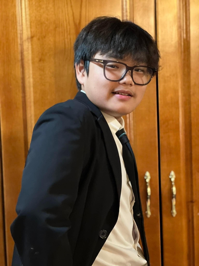 “Cây hài nhí” quốc dân Bi Béo cao lớn bất ngờ sau 10 năm, ca hát đóng kịch vẫn không hot bằng meme khai giảng!- Ảnh 18.
