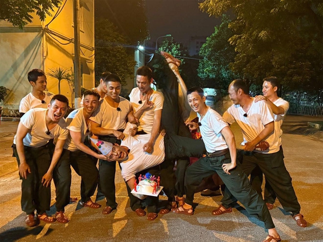 Vợ Phan Mạnh Quỳnh đăng đàn nhờ netizen "đánh ghen", còn bóc luôn danh tính "tiểu tam": Chuyện gì đây?- Ảnh 3. Vợ Phan Mạnh Quỳnh đăng đàn nhờ netizen "đánh ghen", còn bóc luôn danh tính "tiểu tam": Chuyện gì đây?- Ảnh 3.