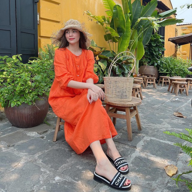 Đừng để style mãi nhạt nhẽo, tham khảo ngay 10 cách mặc đồ màu sắc để nổi nhất đám đông mà vẫn sang chảnh- Ảnh 2.