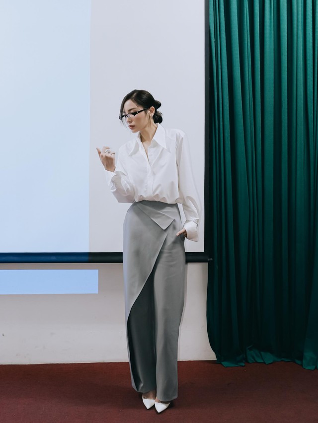 Hóa ra mỹ nhân Việt mặc quần ống rộng cũng sành điệu mãn nhãn, không tham khảo lại thấy day dứt- Ảnh 3.
