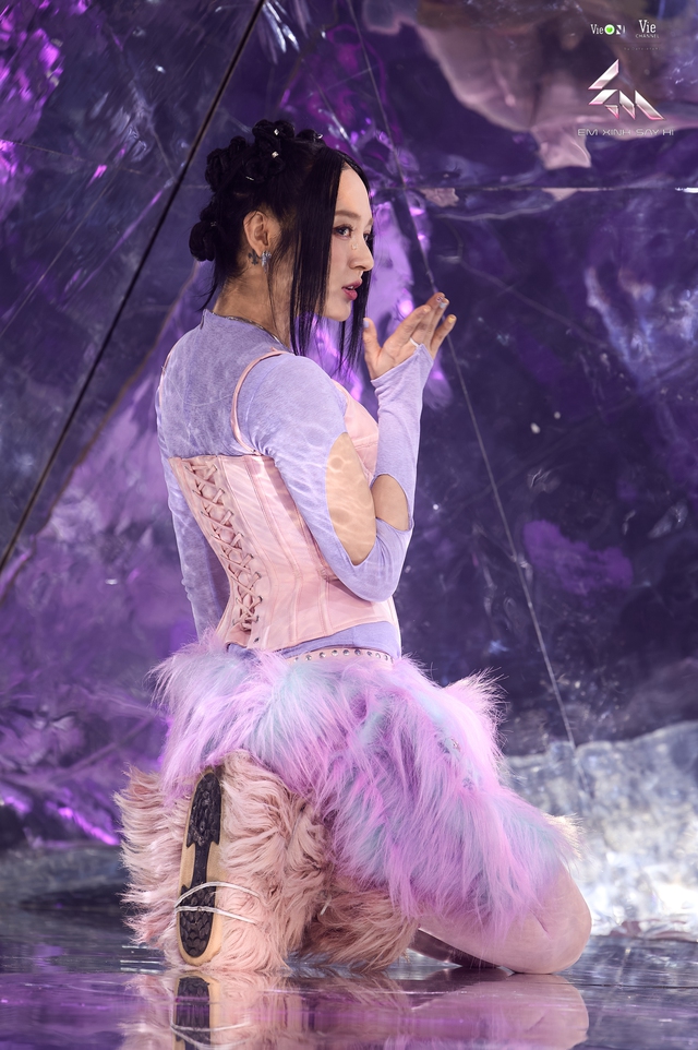 1 Em Xinh Say Hi đứng top 10 nhưng 6 tập rồi vẫn nhạt, như bị cô lập trong show- Ảnh 5.