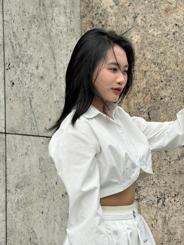Phương Mỹ Chi chăm thể thao: Múa võ Vovinam khiến giám khảo quốc tế trầm trồ, mặc áo mưa tập độ dáng, ai còn body-shaming?- Ảnh 8.