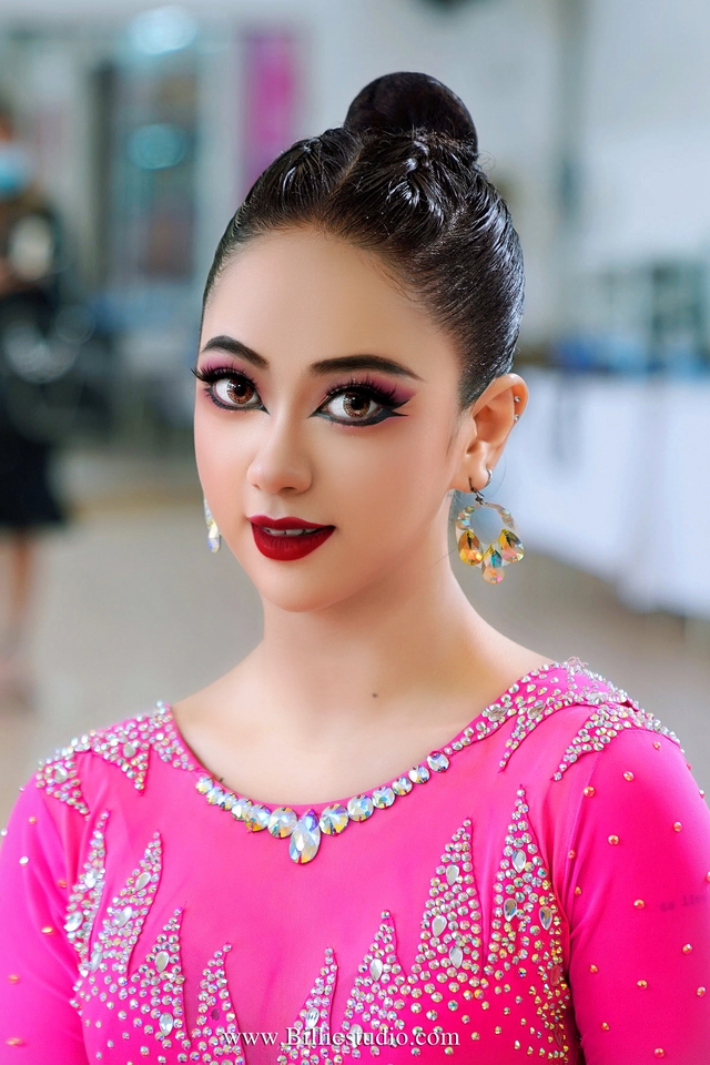 Hoa khôi Hà thành Trường Xuân cùng Anh Minh giành hat-trick HCV Đông Nam Á, lập kỳ tích cho dancesport Việt Nam- Ảnh 5.