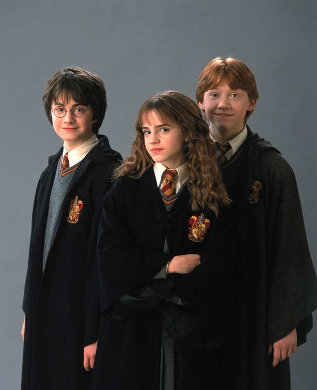 Emma Watson "tự hủy", hỏng luôn cả hình tượng ngọc nữ nức tiếng showbiz- Ảnh 4.