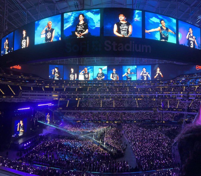 Concert BLACKPINK ở Mỹ bị chê xuống cấp, 1 sự cố khiến Lisa gặp nguy hiểm- Ảnh 3.