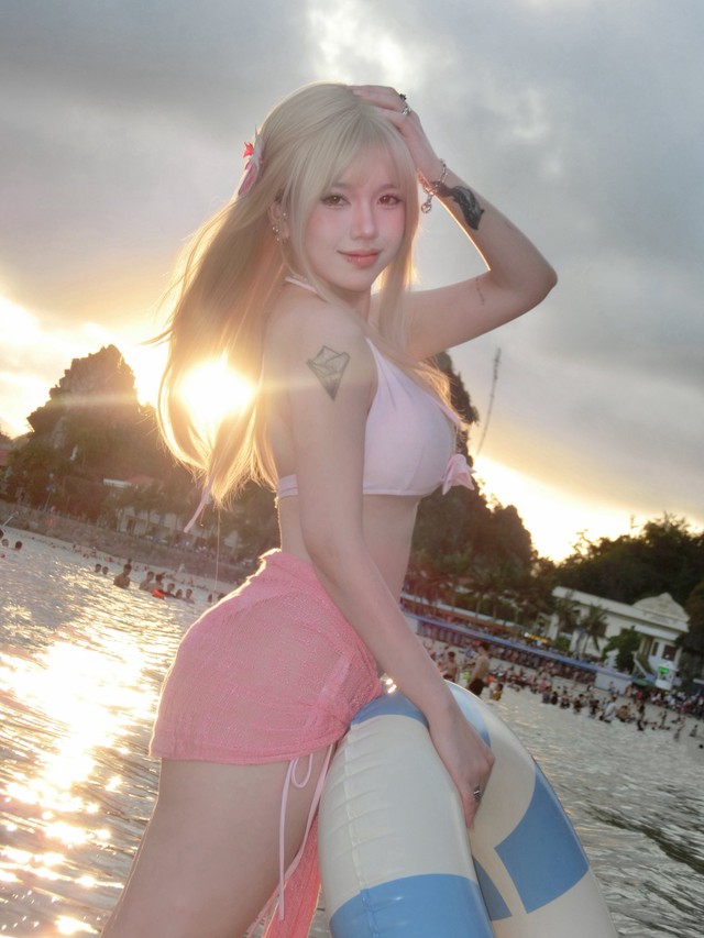Hot girl phòng net lại trổ tài "lên đồ", flex vóc dáng nóng bỏng ngắm mãi không chán!- Ảnh 11.