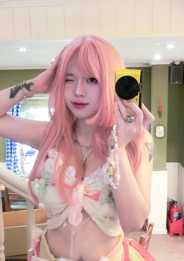 Hot girl phòng net lại trổ tài "lên đồ", flex vóc dáng nóng bỏng ngắm mãi không chán!- Ảnh 7.