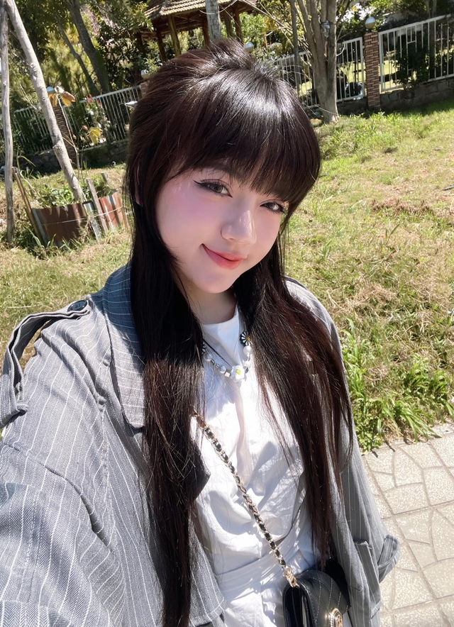 Mê đắm clip "nũng nịu" của hot girl Helia Bảo Hân, fan nam chỉ muốn được che chở- Ảnh 10.