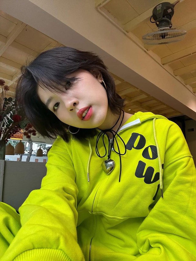 Em Xinh được ví như Hoa hậu đăng 1 bức ảnh quá khứ, đâm thẳng vào tin đồn “thẩm mỹ nát mặt”- Ảnh 6.