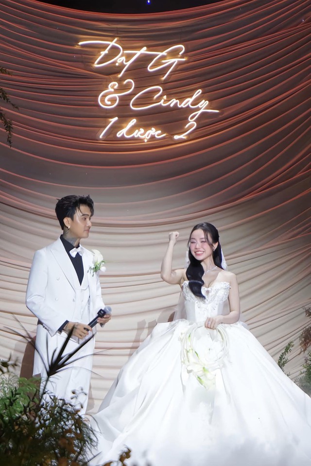 Hơn 1,2 triệu người người giật mình trước video của Hoài Lâm trong ngày Cindy Lư kết hôn- Ảnh 1.