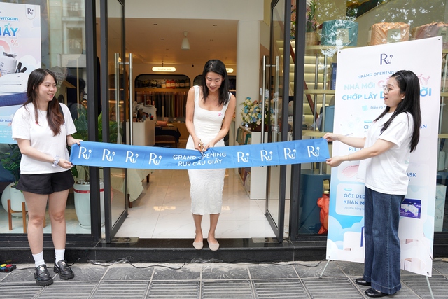 Ru9 chào Hà Nội với loạt ưu đãi lớn chưa từng có nhân dịp khai trương Showroom cơ sở 228 Cầu Giấy- Ảnh 1. Ru9 chào Hà Nội với loạt ưu đãi lớn chưa từng có nhân dịp khai trương Showroom cơ sở 228 Cầu Giấy- Ảnh 1.
