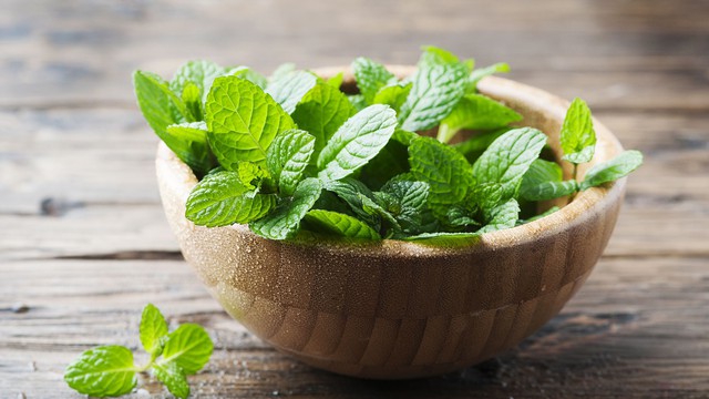 8 thực phẩm chống viêm nên ăn trong tháng 7 theo lời khuyên của chuyên gia dinh dưỡng: Ra chợ loại nào cũng có- Ảnh 8. 8 thực phẩm chống viêm nên ăn trong tháng 7 theo lời khuyên của chuyên gia dinh dưỡng: Ra chợ loại nào cũng có- Ảnh 8.