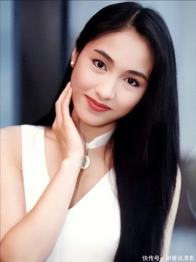 Nữ thần vạn người mê và lý do cực sốc khi quyết định se duyên cùng người chồng tàn tật - Ảnh 4.