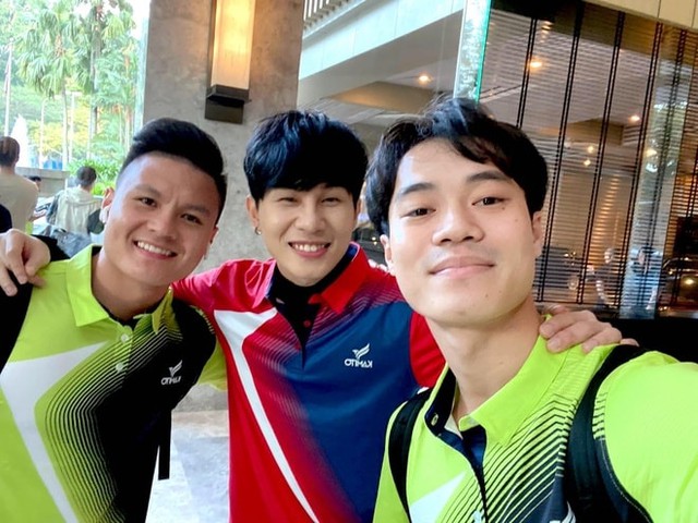 Jack J97 đá bóng nghệ cỡ nào mà thành "vua phá lưới huyện”, đối đầu Quang Hải, gặp gỡ cả Messi- Ảnh 4.