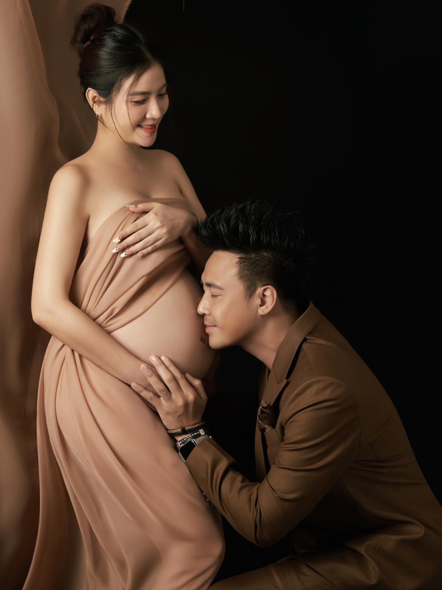 Hành trình đến với thiên chức làm mẹ của sao nữ Vbiz hiếm muộn: May mắn vì có chồng đồng hành, thấu hiểu - Ảnh 6. Hành trình đến với thiên chức làm mẹ của sao nữ Vbiz hiếm muộn: May mắn vì có chồng đồng hành, thấu hiểu - Ảnh 6.