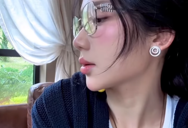 Mina Young "đốn tim" fan với visual bạn gái nhà bên, trong trẻo tựa thiên thần- Ảnh 6.