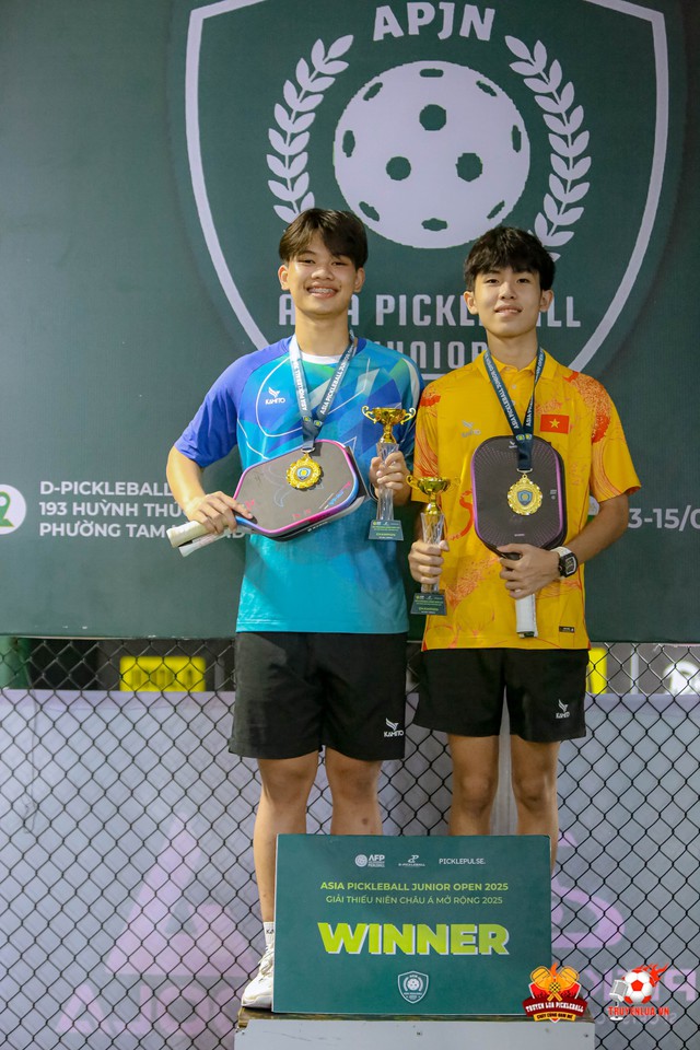 Pickleball Việt Nam "out trình", đại thắng tại giải châu Á: Lê Xuân Đức và Sophia Phương Anh giành cú đúp HCV- Ảnh 1.