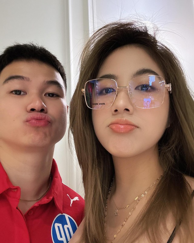 Đăng ảnh kề má thân mật với hot girl nóng bỏng, nam streamer khiến CĐM ghen tị- Ảnh 14. Đăng ảnh kề má thân mật với hot girl nóng bỏng, nam streamer khiến CĐM ghen tị- Ảnh 14.