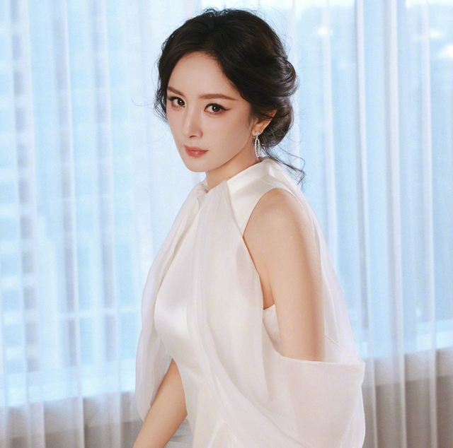 Ơn giời, Dương Mịch được cứu rồi!- Ảnh 4.