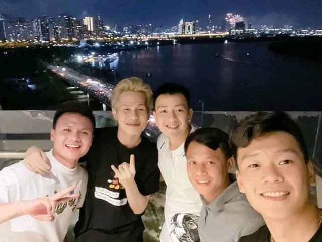 Chu Thanh Huyền - vợ Quang Hải ngầm ủng hộ Jack?- Ảnh 8.
