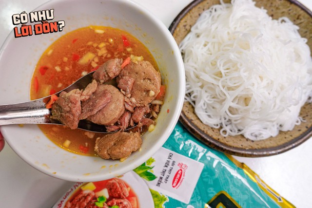 Kiểm chứng bún chả ăn liền: Hương vị thế nào mà rần rần khắp cõi mạng?- Ảnh 16.