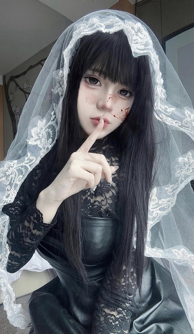 Sợ flop sau 2 tháng "lặn không sủi tăm", nữ cosplayer tái xuất với màn trình diện khó rời mắt- Ảnh 6.