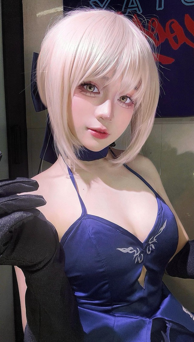 Sợ flop sau 2 tháng "lặn không sủi tăm", nữ cosplayer tái xuất với màn trình diện khó rời mắt- Ảnh 11.