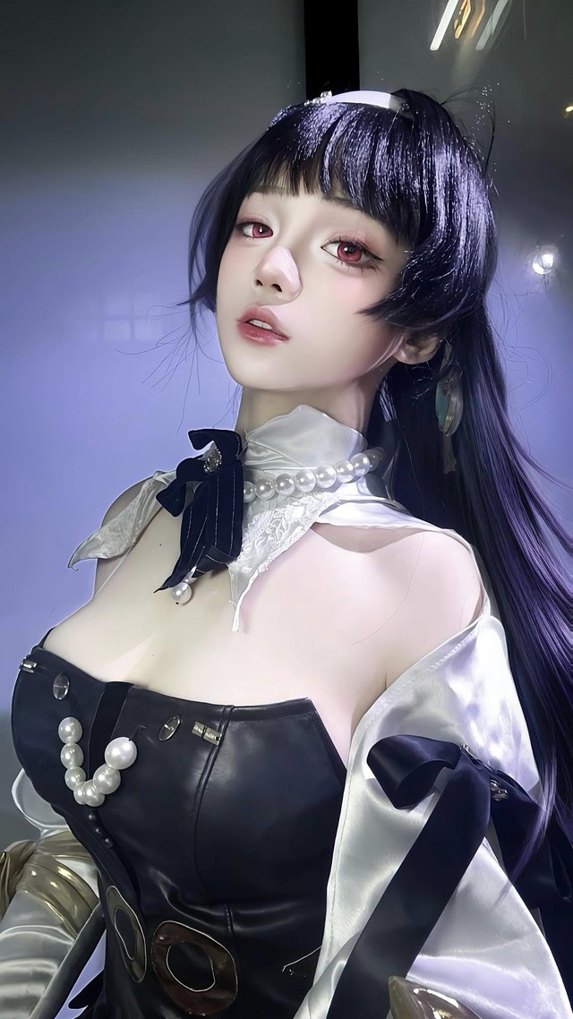 Sợ flop sau 2 tháng "lặn không sủi tăm", nữ cosplayer tái xuất với màn trình diện khó rời mắt- Ảnh 1.