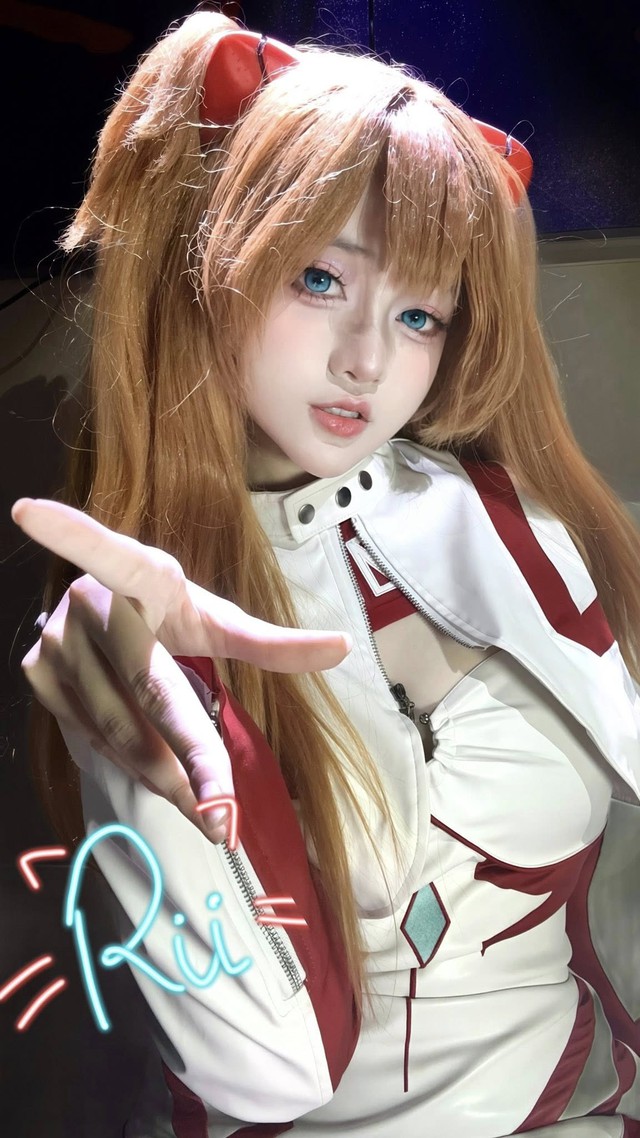 Sợ flop sau 2 tháng "lặn không sủi tăm", nữ cosplayer tái xuất với màn trình diện khó rời mắt- Ảnh 10.