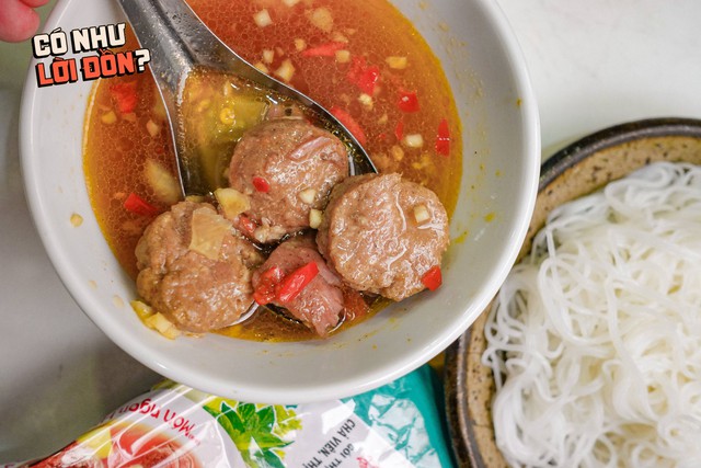 Kiểm chứng bún chả ăn liền: Hương vị thế nào mà rần rần khắp cõi mạng?- Ảnh 9.