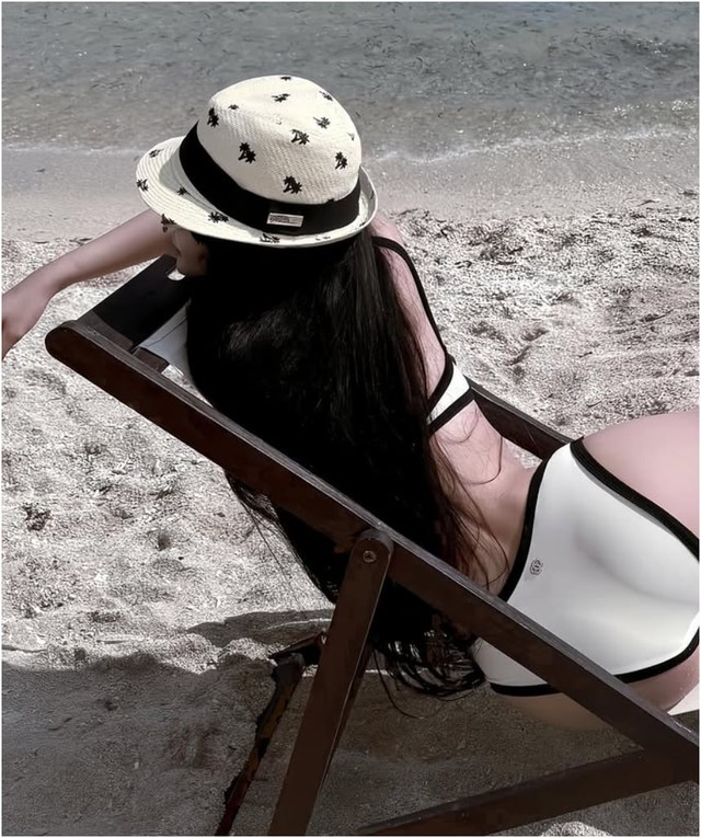 Ngắm bộ ảnh cưỡi ngựa cực "chữa lành" của hot girl Việt, danh tính gái xinh "không phải dạng vừa"- Ảnh 1.