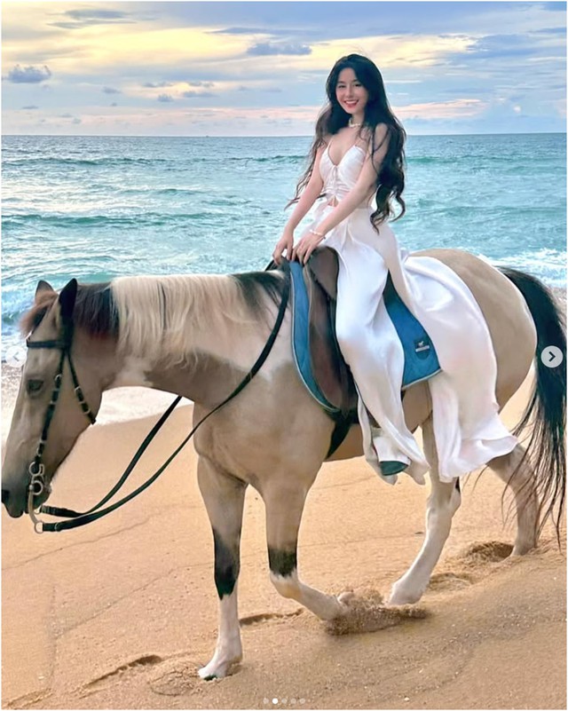 Ngắm bộ ảnh cưỡi ngựa cực "chữa lành" của hot girl Việt, danh tính gái xinh "không phải dạng vừa"- Ảnh 7.