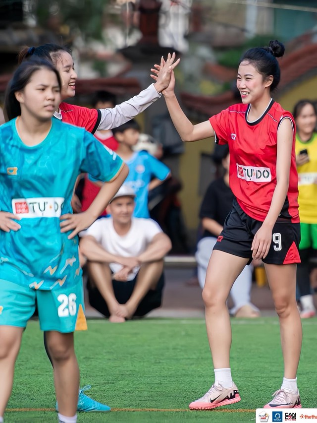 Mỹ nhân Phú Thọ bị gièm pha mặc sexy ra sân pickleball gọi vốn, đáp trả cực gắt chỉ với một tấm ảnh- Ảnh 9.