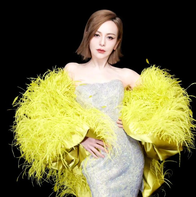 Sao nữ Tân Dòng Sông Ly Biệt thừa nhận nỗi đau con trai bất hiếu- Ảnh 3. Sao nữ Tân Dòng Sông Ly Biệt thừa nhận nỗi đau con trai bất hiếu- Ảnh 3.