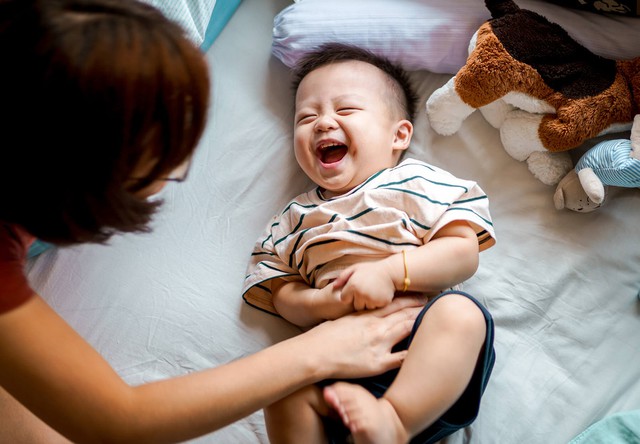 Con bạn thường khóc hay cười khi mới ngủ dậy? Nếu thuộc nhóm này, bé có thể sở hữu trí thông minh vượt trội- Ảnh 1.