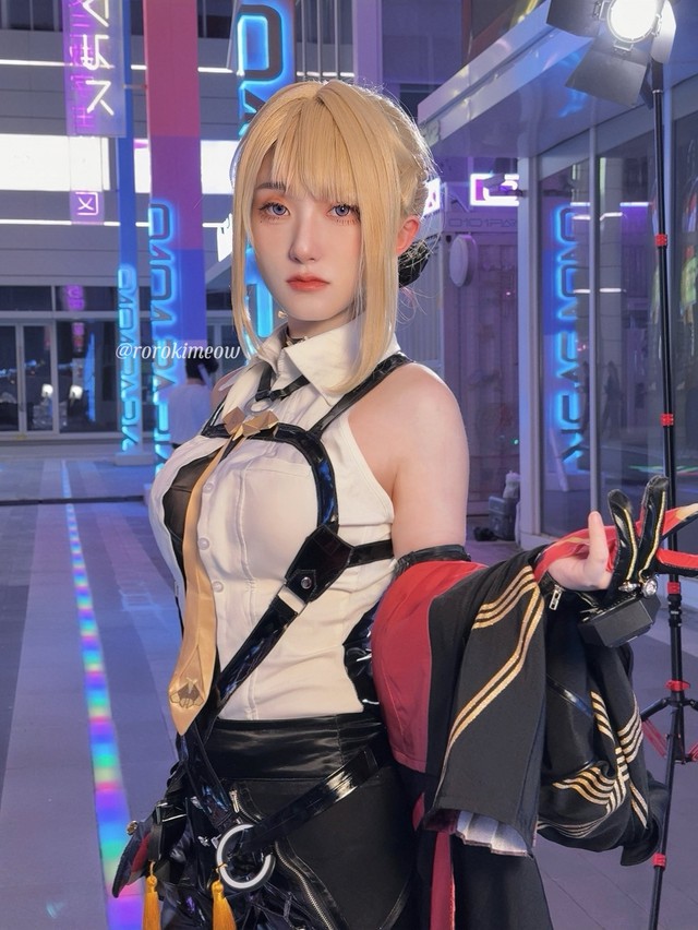 Nữ cosplayer xinh đẹp, có gương mặt cực giống Sơn Tùng M-TP làm điều đặc biệt khi đến Việt Nam khiến fan phấn khích- Ảnh 2. Nữ cosplayer xinh đẹp, có gương mặt cực giống Sơn Tùng M-TP làm điều đặc biệt khi đến Việt Nam khiến fan phấn khích- Ảnh 2.