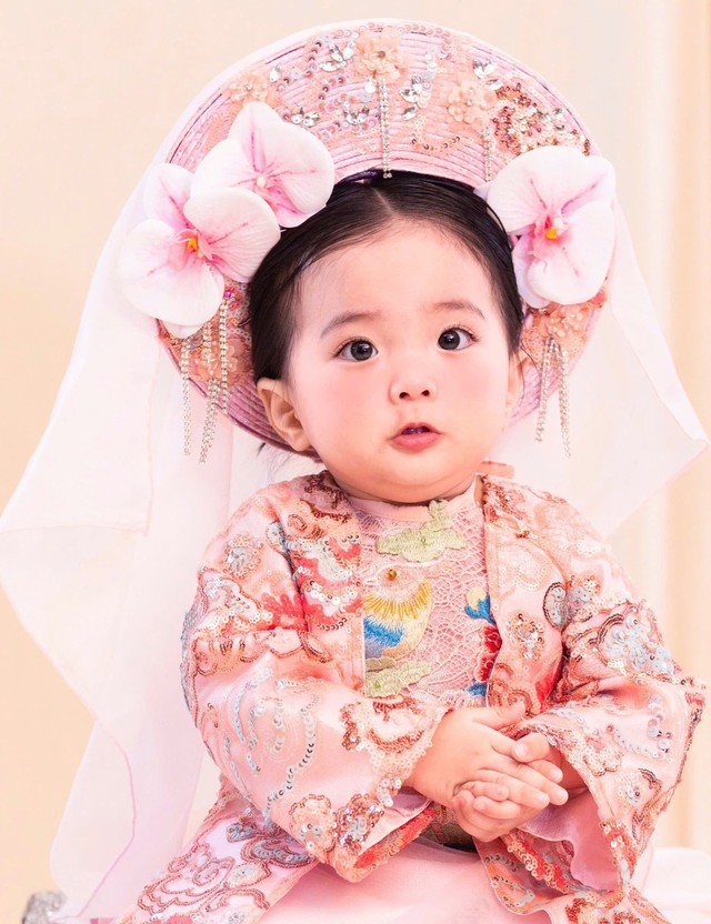 3 nhóc tỳ nhà Khánh Thi, Phan Hiển: Kubi 2 lần vô địch thế giới, 2 bé gái cực hot, xinh yêu như công chúa- Ảnh 5.