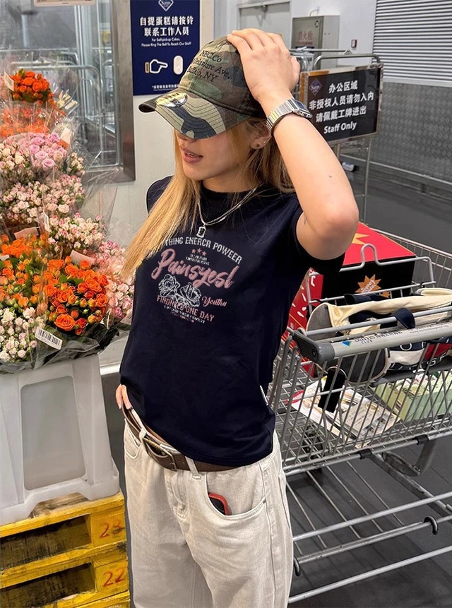 Gái Việt được báo Trung khen "mỹ nhân ngàn năm có một": Nhan sắc chấp camera thường, style đơn giản nhưng xịn đét- Ảnh 32.