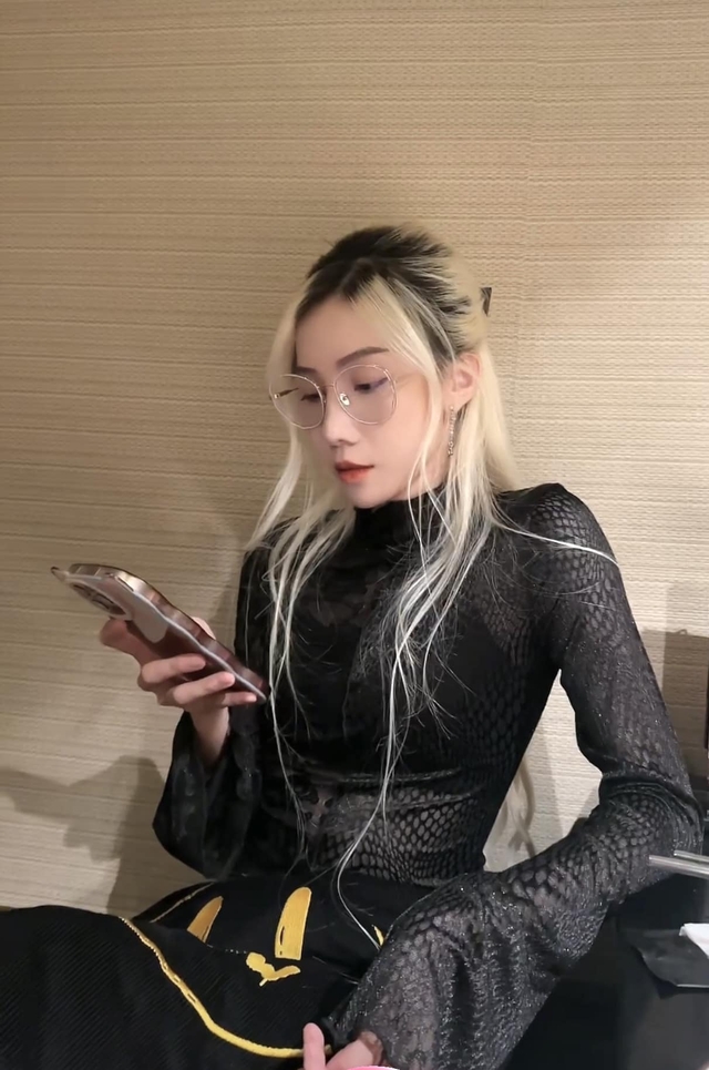 Alicia Meow "lột xác" ngoạn mục sau tái xuất, khuynh đảo cộng đồng mạng- Ảnh 1.