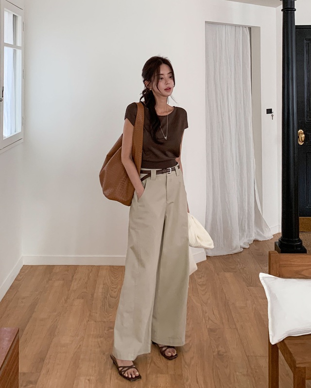 Chưa bao giờ đồ màu nâu hot như bây giờ: 10 cách mặc giúp vẻ ngoài rất sang mà không bị già- Ảnh 7.