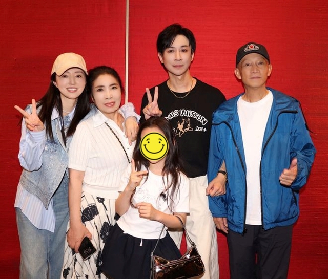 Mỹ nhân Thần Điêu Đại Hiệp ly thân "hồng hài nhi" kém 9 tuổi sau 1 tháng cưới, tất cả đều vì nhân vật này- Ảnh 2.