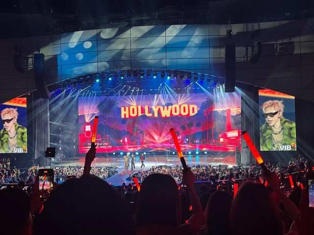 Dàn Anh Trai đưa siêu hit Top 1 Live Stage vươn tầm quốc tế, lyrics tiếng Anh mượt như “rót mật vào tai”- Ảnh 1.