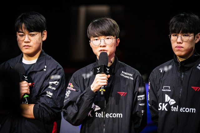 T1 đang "vắt kiệt" những năm tháng cuối cùng của Faker?- Ảnh 2. T1 đang "vắt kiệt" những năm tháng cuối cùng của Faker?- Ảnh 2.