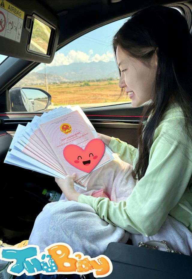 Hot girl xinh đẹp khoe số dư khủng, sổ đỏ cả sấp, cư dân mạng nhiệt tình "xin vía"- Ảnh 7.